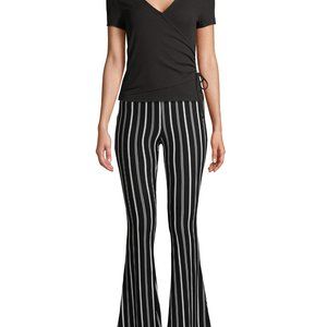 No Boundaries High Rise Pull On Flare Pants size S